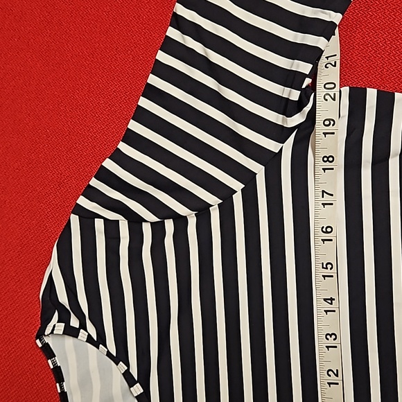 LAND'S END black and white horizontal stripe long sleeve crew neck top Large - Picture 3 of 5